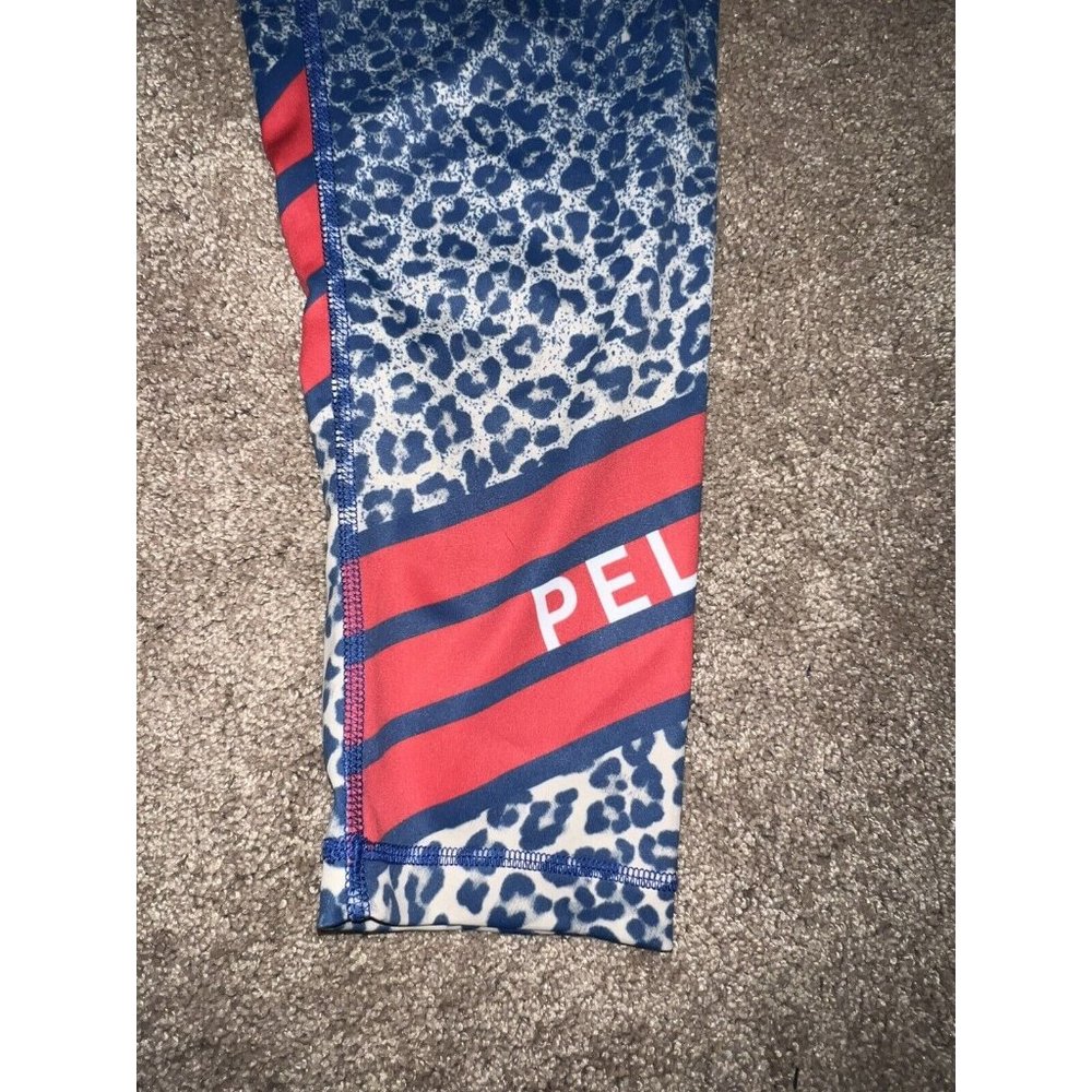 Kali X Peloton Cropped Leggings Blue Leopard Print Athletic Workout Size‎ Medium - Picture 2 of 4